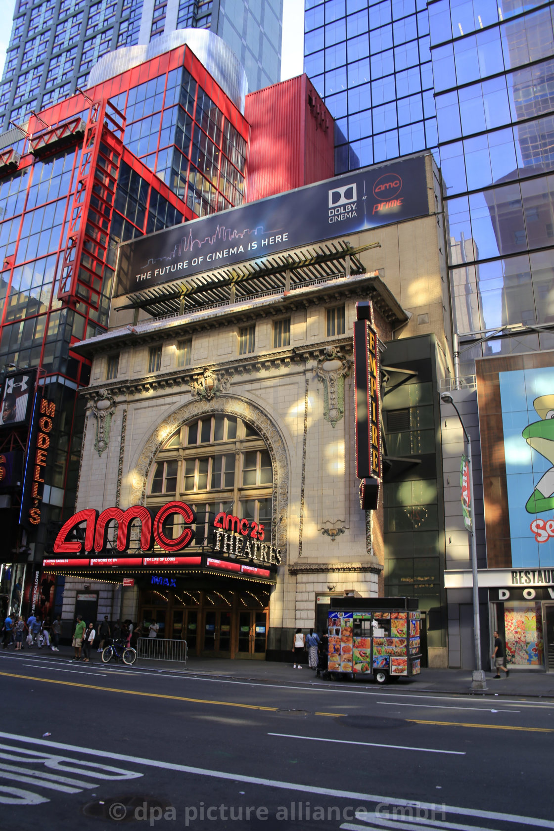 Amc Cinema Time Square New York City New York Usa License Download Or Print For 3 72 Photos Picfair