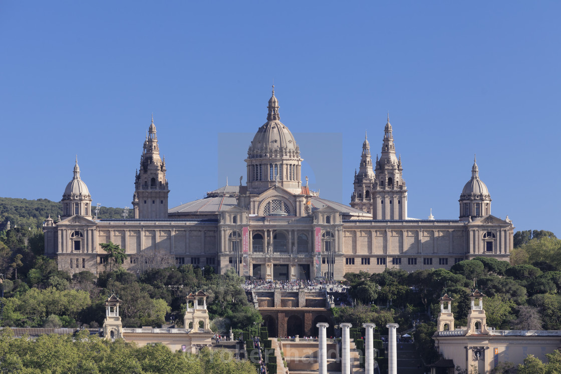 Hasil gambar untuk Montjuic dan Palau Nacional