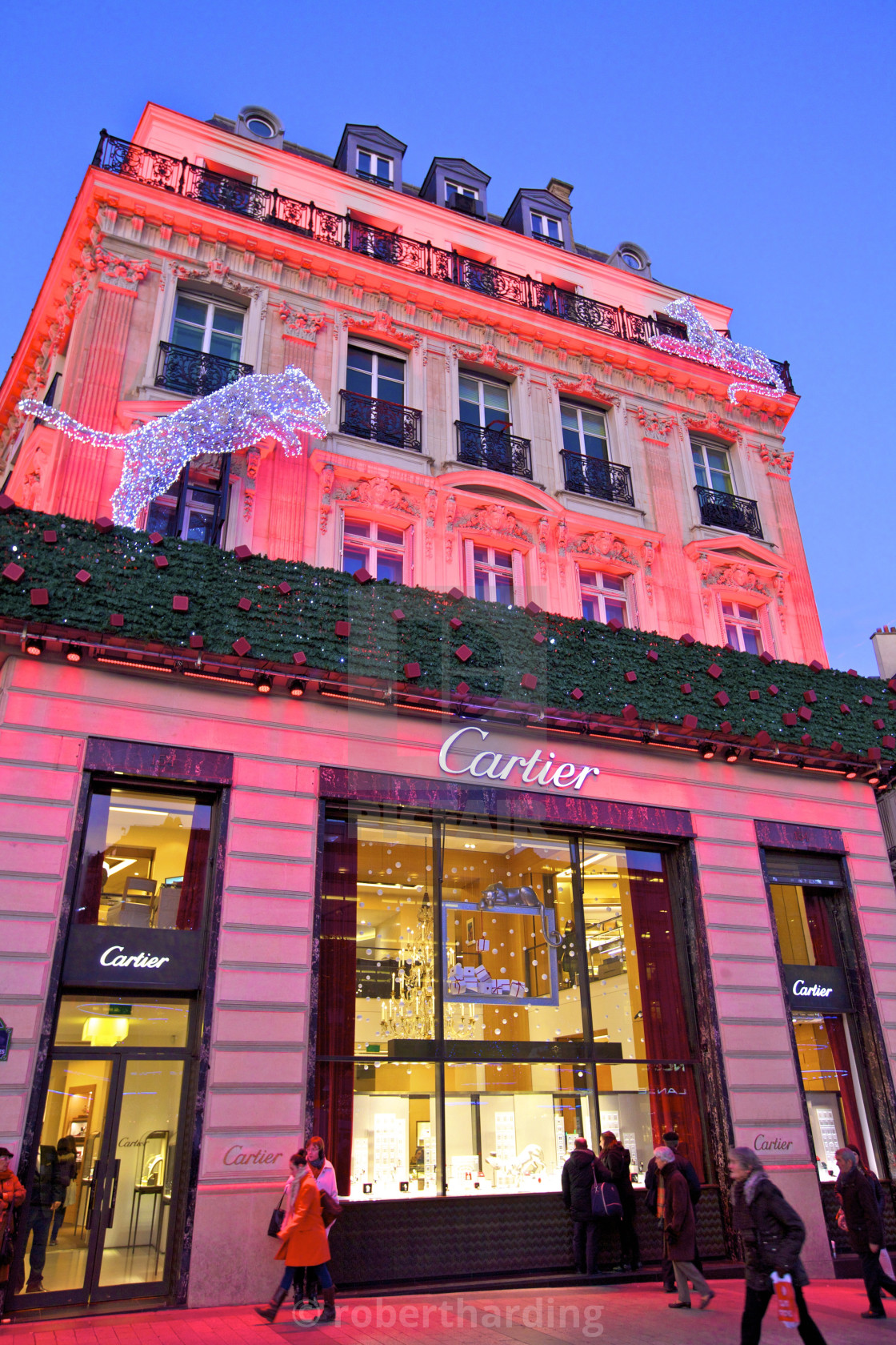 cartier shop in paris