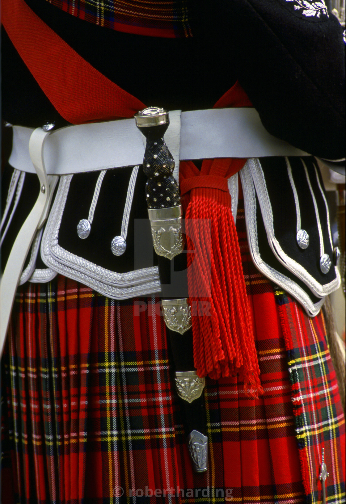 dirk kilt