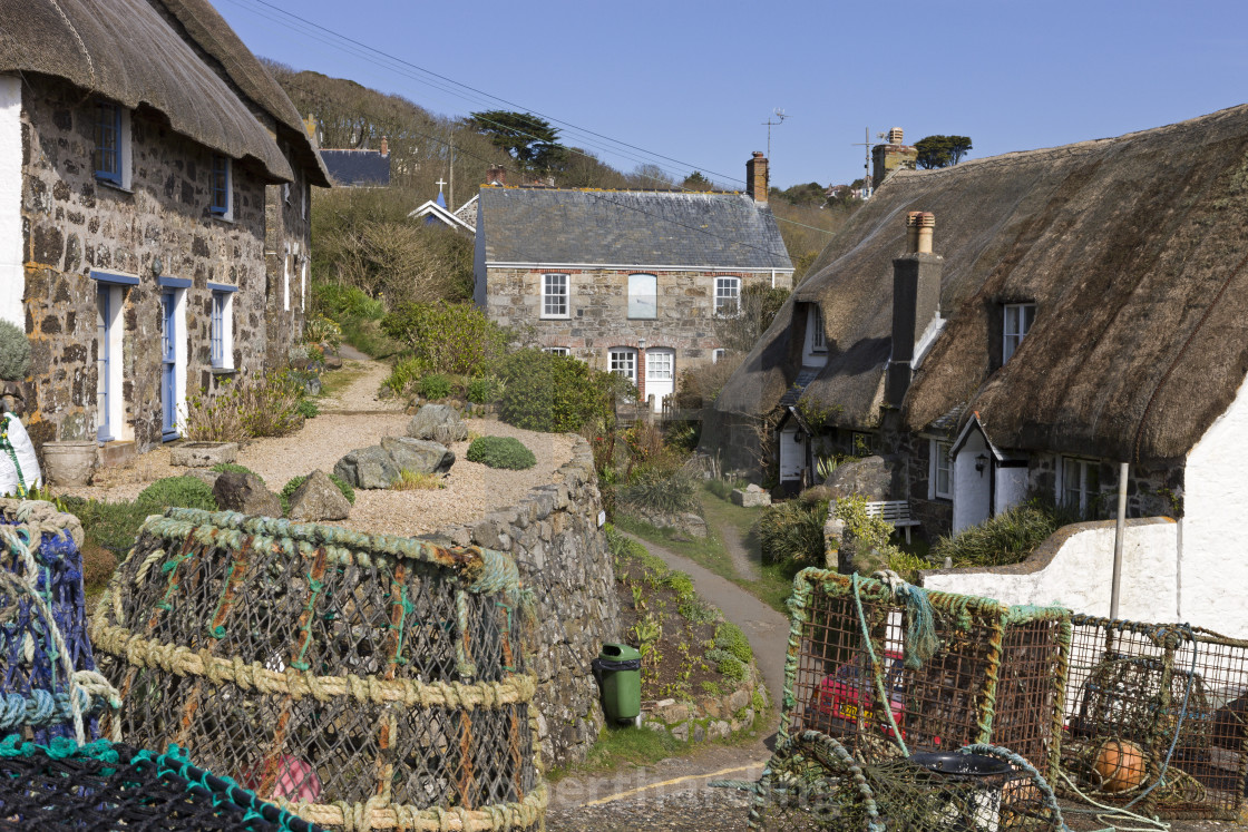 Picturesque Thatched Cottages Crowded Together In The Cornish Fishing Village License Download Or Print For 79 84 Photos Picfair