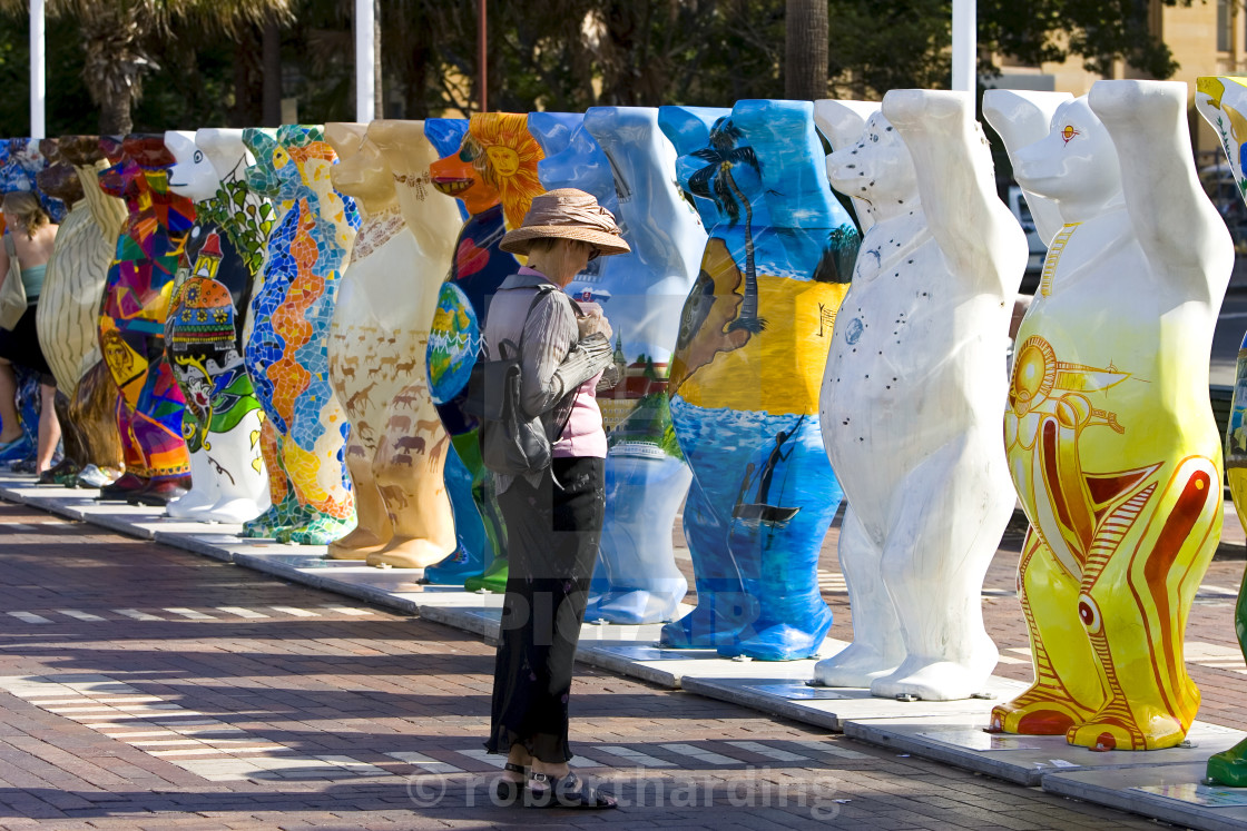 Tourist Admires The Unicef Charity Fundraising United Buddy Bears In Sydney License Download Or Print For 79 84 Photos Picfair