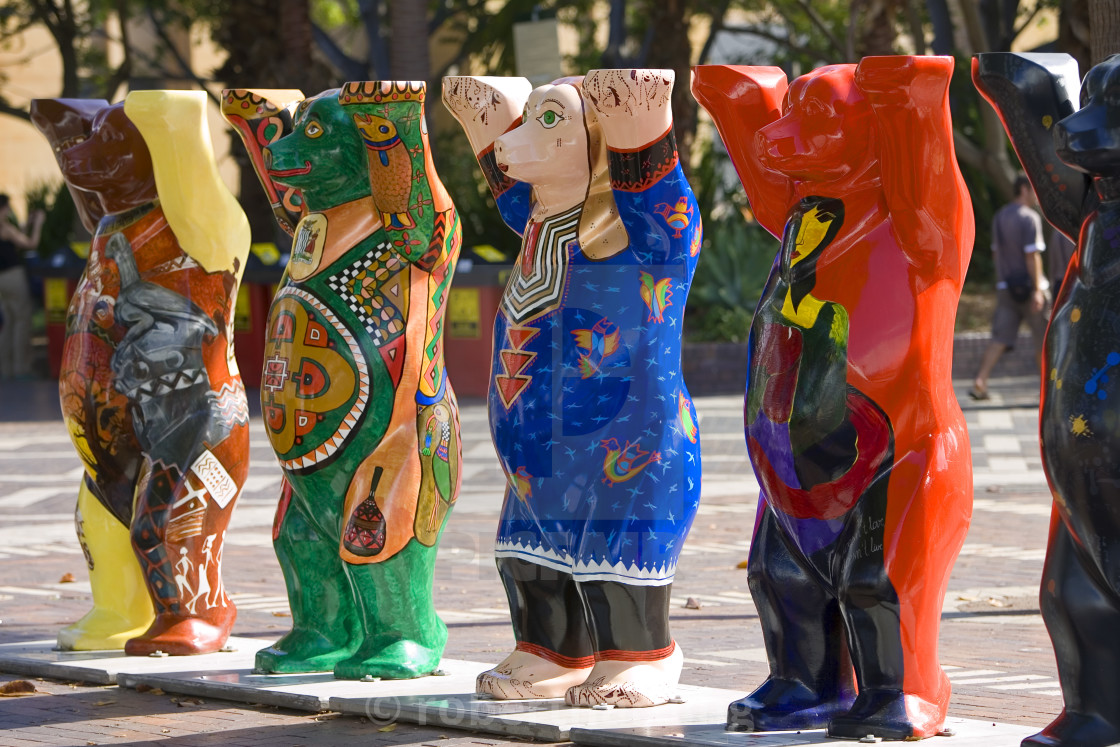 Unicef Charity Fundraising United Buddy Bears On Display In Sydney