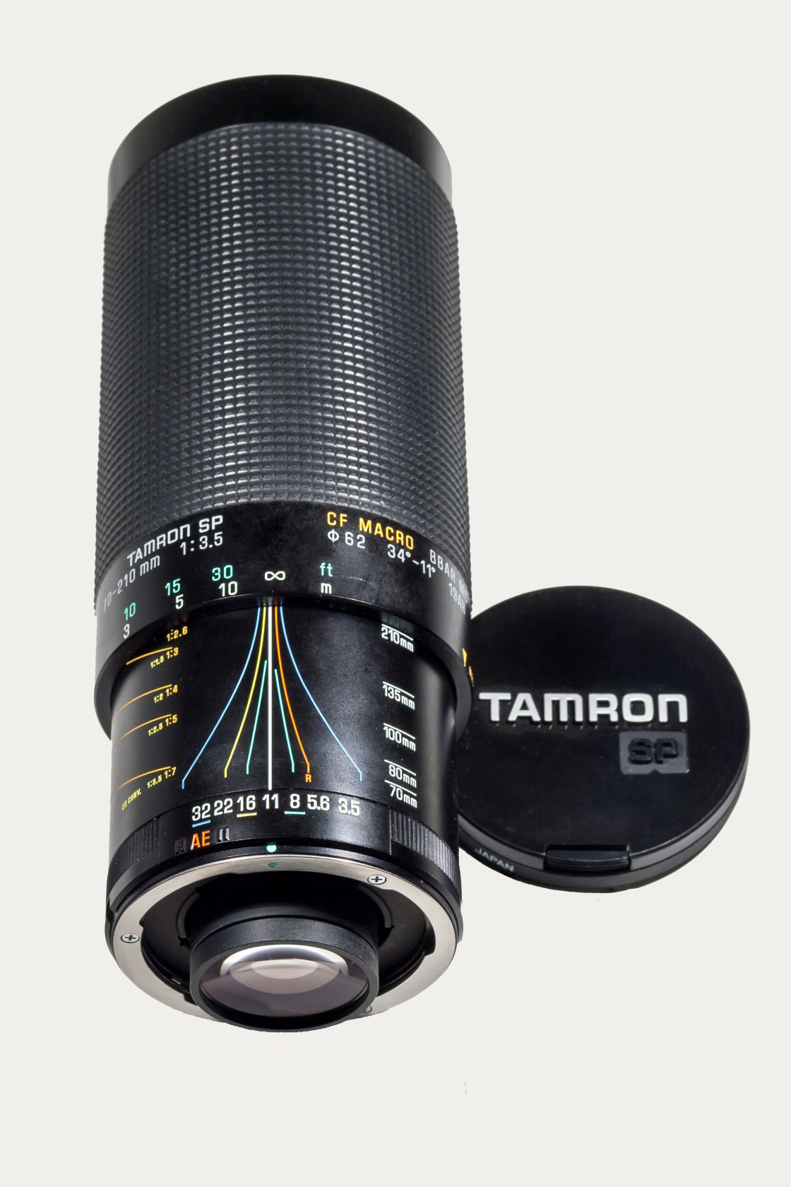 "Tamron SP 19AH 70-210mm F/3.5 zoom lens" stock image