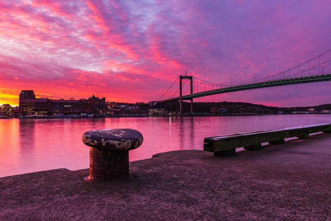 "Dramatic sunset over Gothenburg, river and road bridge, Gothenburg, Sweden, Europe" stock image