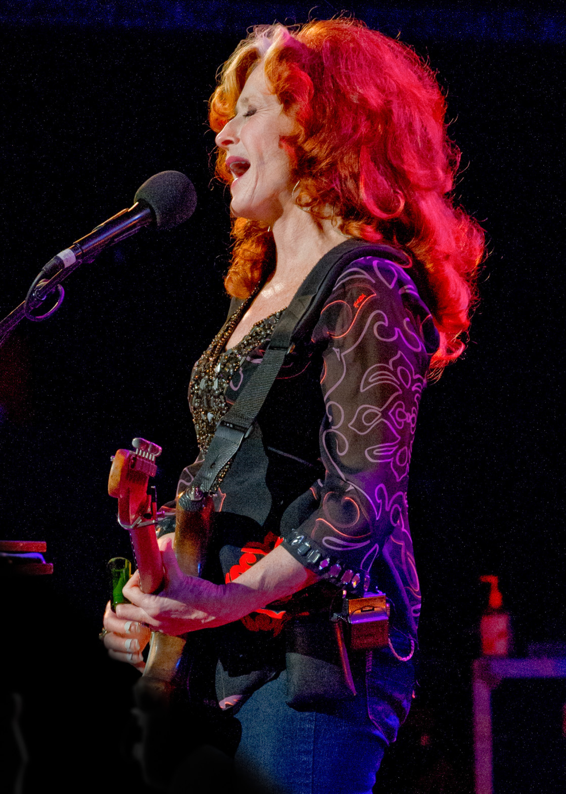 "Bonnie Raitt" stock image