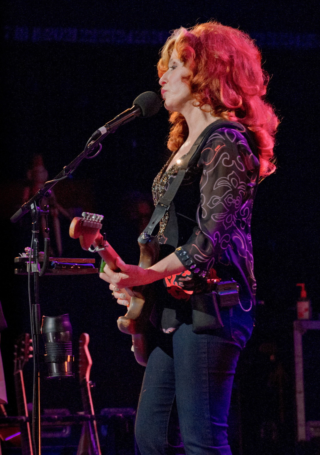 "Bonnie Raitt" stock image