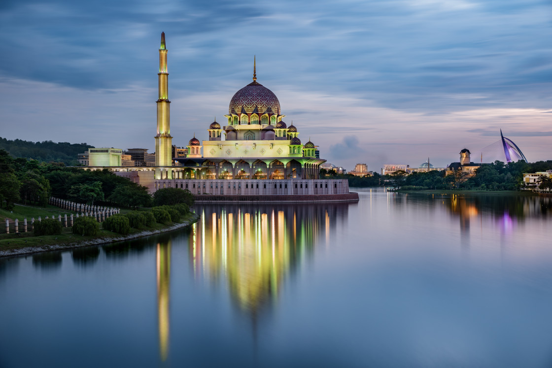 "The Putra Mosque (tha Pink Mosque) taken at dusk, Putrajaya, Kuala Lumpur, Malaysia" stock image