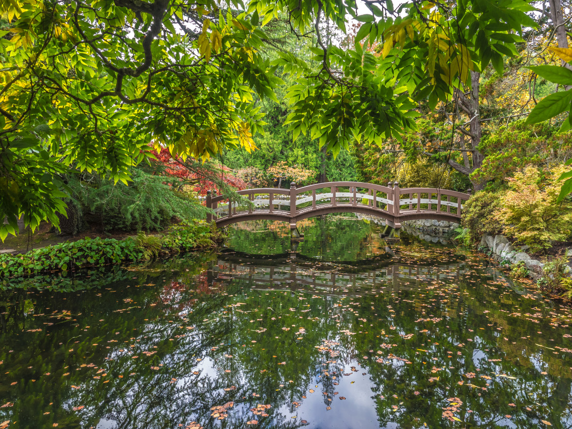 "Bridge Cross" stock image