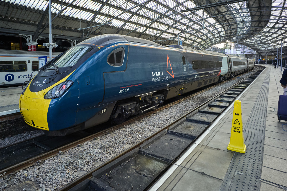 "Avanti West Coast Pendalino" stock image