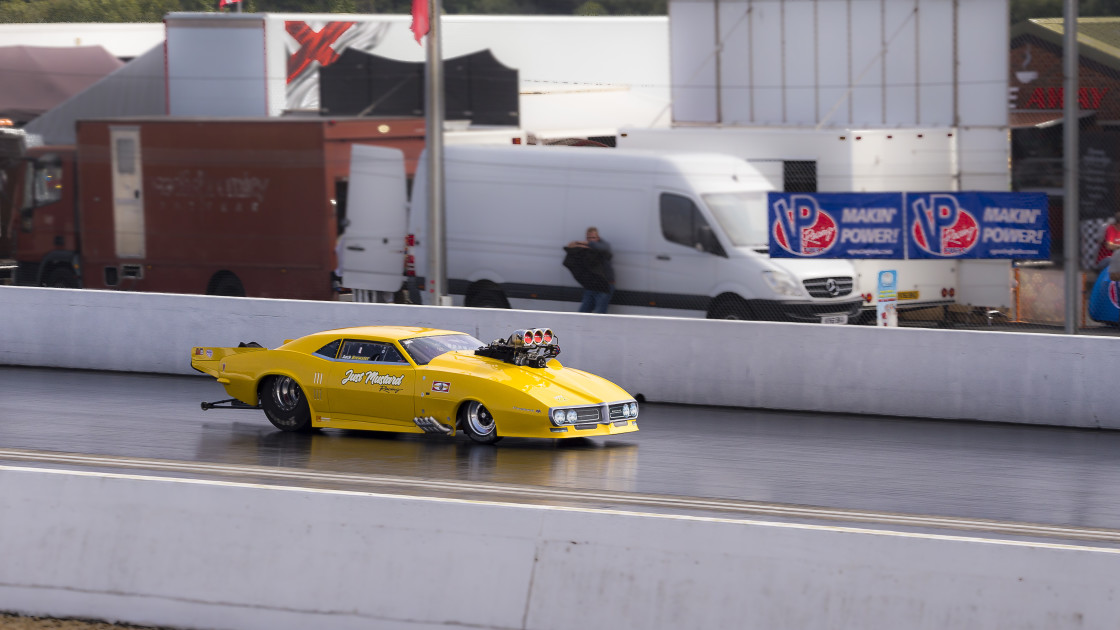 "Super Pro ET Drag Racing" stock image