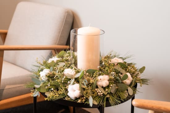 Wreath with candle 