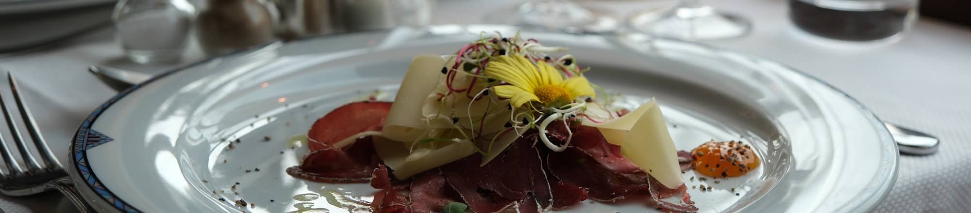 Hop on, enjoy, experience - unique rail journeys with style 