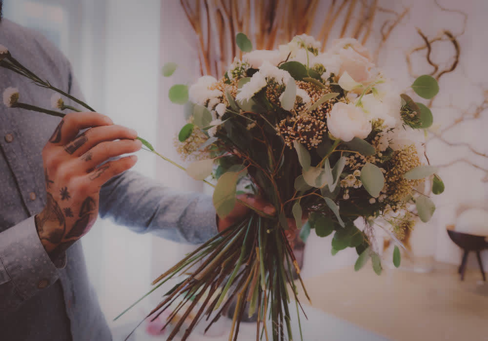 Fleurop Oesterreich online 💐🎁 BlumenGeschenke bestellen 🌍 🚚 Weltweite