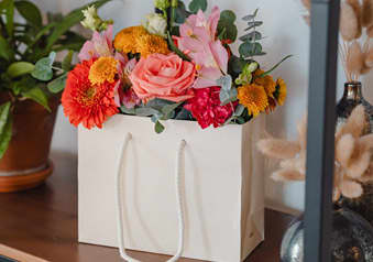 Trendy flower bags for every occasion
