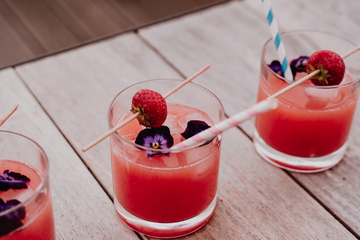Verführung pur - ein prickelnd-fruchtiger Sommerdrink