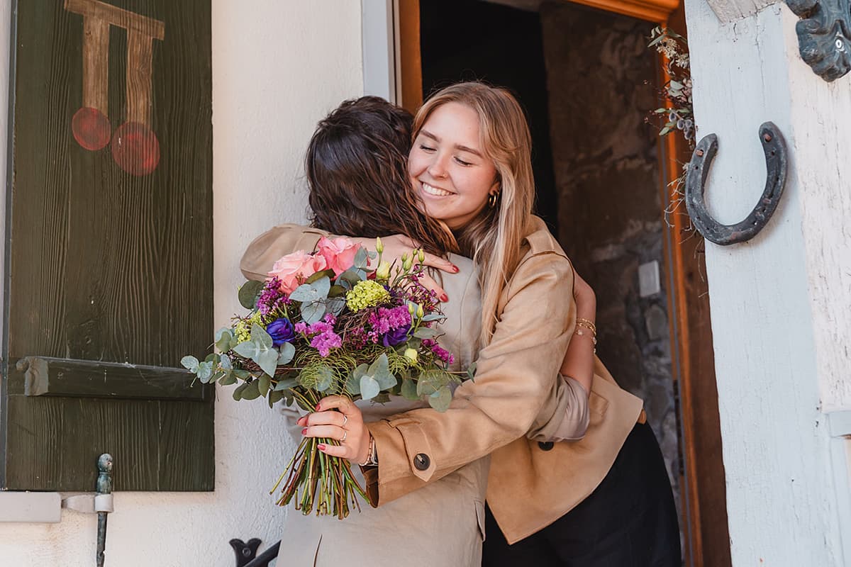 Gratulation mit Blumen: Die schönste Art, Ihre Freude zu zeigen.