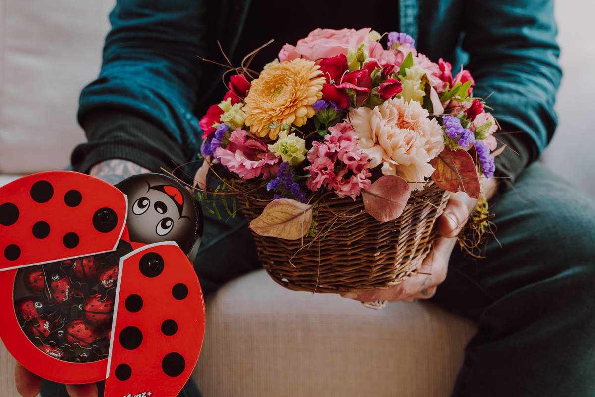 Additional gifts - flowers with that special something