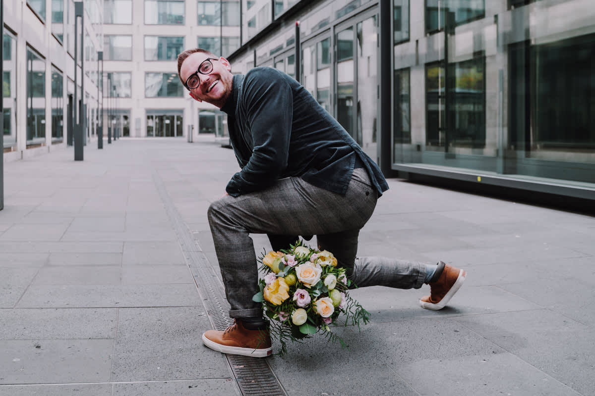 Casual – style and flowers for chic casualness