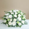 Media 1 - Funeral centrepiece in white tones