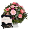 Media 1 - Bouquet de fleurs «Contes roses» avec gaufrettes Gottlieber Hüppen «With Love»