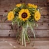 Media 6 - Bouquet de tournesols avec des fleurs suisses