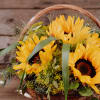 Media 4 - Sonnenblumengesteck mit Schweizer Blumen