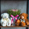 Media 2 - Composizione floreale «Prato primaverile» con coppia di orsetti in peluche