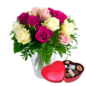 Media 1 - A Dream of Roses with red chocolate heart
