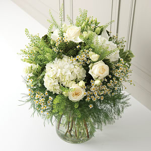 Media 2 - Prestigious white bouquet
