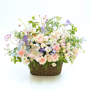 Media 1 - Flowy Pink Arrangement