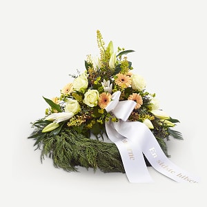Media 1 - Decorative wreath with ribbon