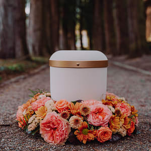 Media 4 - Eternal Memory wreath for an urn