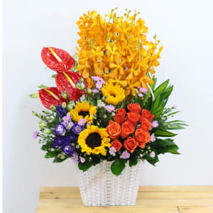 Stunning mixed colour arrangement