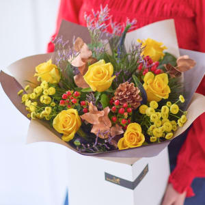 Winter Yellow Rose Bouquet.