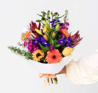 Seasonal Bright Bouquet