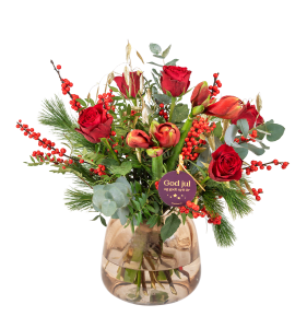 Classic Christmasbouquet Red Medium 240502