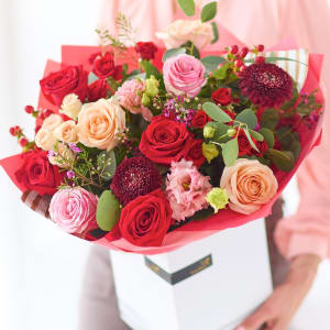 Luxury Valentine\'s Mixed Bouquet.