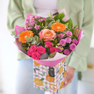 Bright Mother\'s Day Gift Box.
