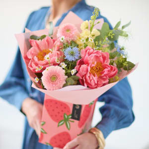 Summer Peony Gift Box