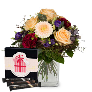 Flower bouquet «Colorful flower dream» with Gottlieber Hüppen «For You»