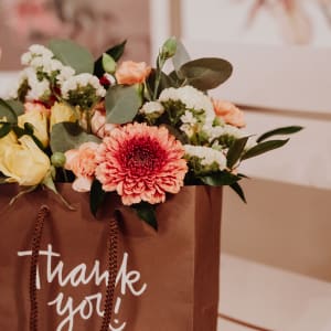 Media 5 - Blumentasche «Thank you!» - in fröhlichen Farben