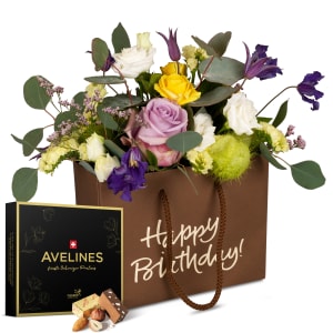Blumentasche «Happy Birthday» - in frischen Farben mit Avelines Pralinés von Maestrani