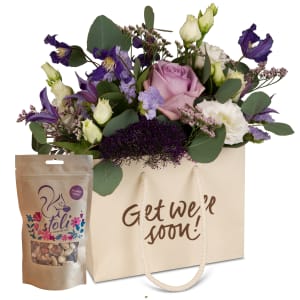Blumentasche «Get well soon!» - in Violetttönen mit stoli-Nüssen – Fleurop Edition