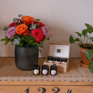Media 1 - Blumenstrauss «Color Dream» mit Fairtrade-Rosen Max Havelaar und Honig Geschenk-Set von Bee-Family