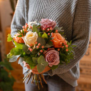 Bouquet de fleurs «Lovely Roses» avec roses Fairtrade Max Havelaar