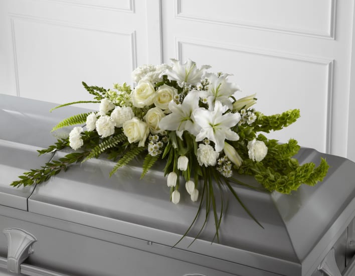 The FTD Resurrection Casket Spray