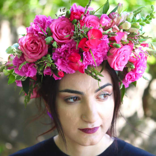 Head wreath, red