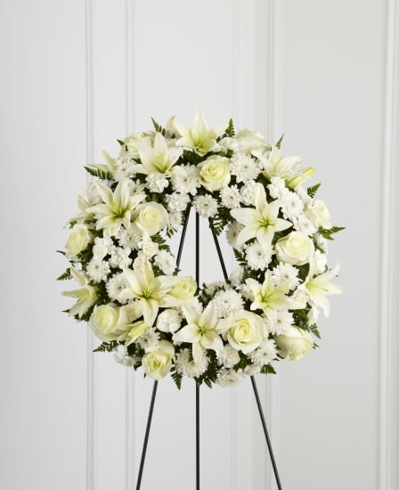 The FTD Treasured Tribute Wreath