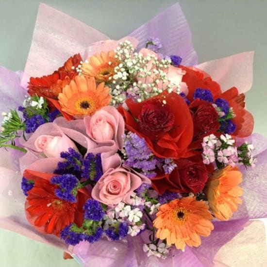 Mixed cut flowers